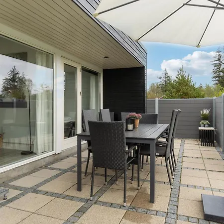 Holiday home 4 Bedroom Cozy In Brovst